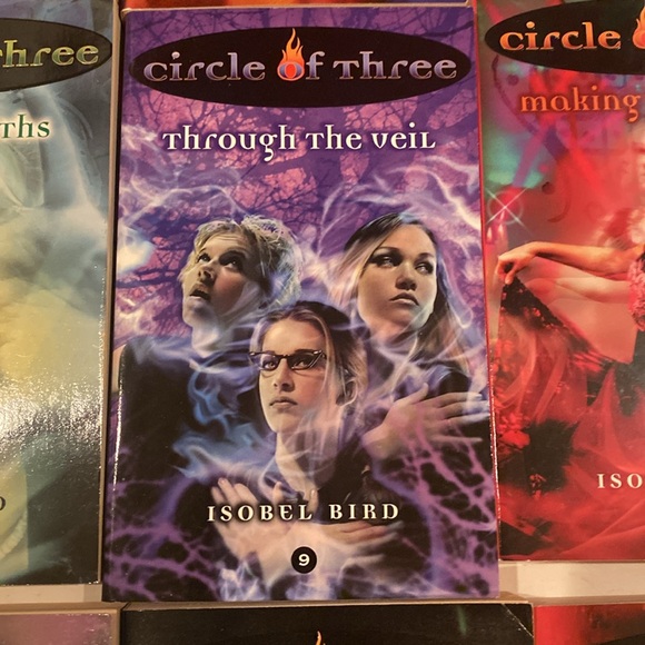 “Circle of Three, Volumes 1-15, Paperback Novels - Picture 10 of 16